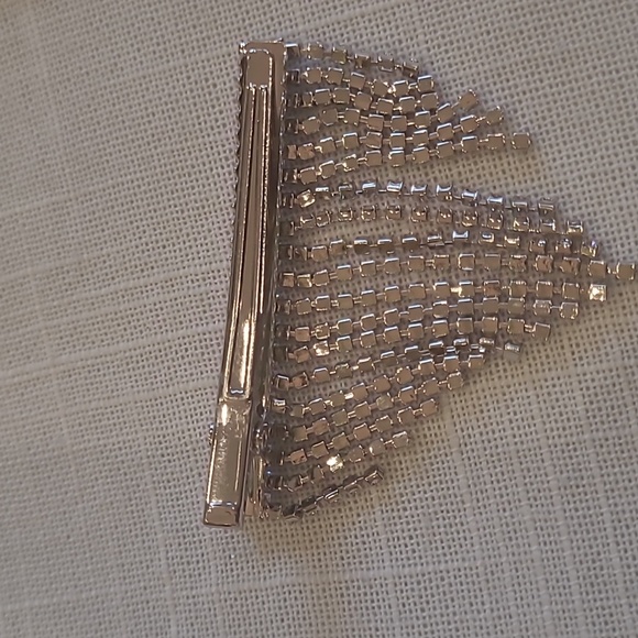 New Rhinestone Hair Clip - Picture 3 of 5